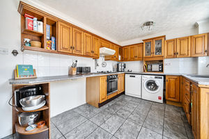 Kitchen- click for photo gallery